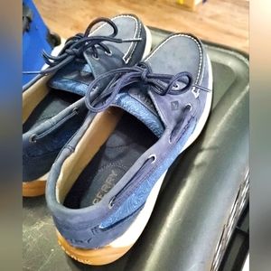 Sperry top-sider shoes